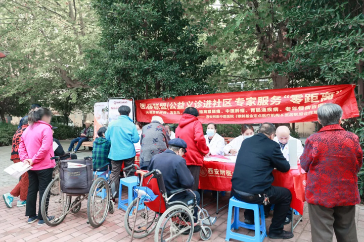 世界卒中日，附医在行动!我院开展义诊进社区活动，共筑健康防线
