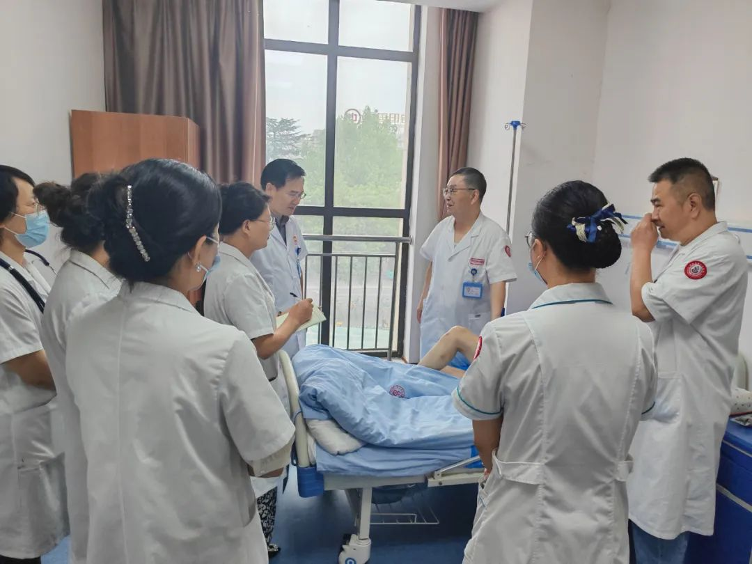 贺向东教授查房实录：肛肠诊治“沉浸式教学”，防治要点“干货”满满