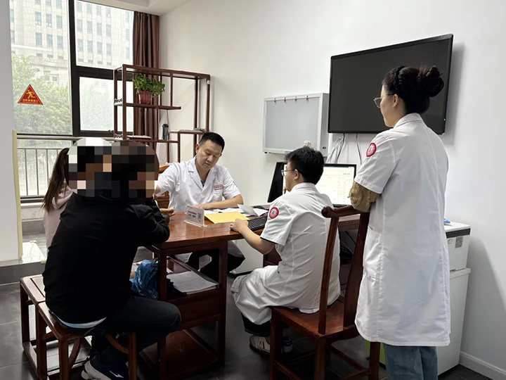 乳腺癌的致病因素有哪些?