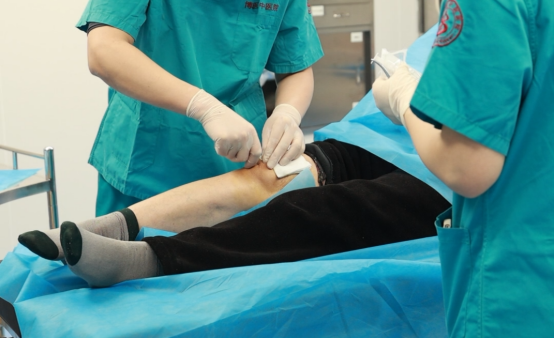 会诊进行时|匠心施仁术 康复见初心 北京301医院痛风风湿骨病专家潘秀臣教授会诊火热进行中